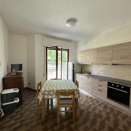 Casa Anna, View And Parking! Daire